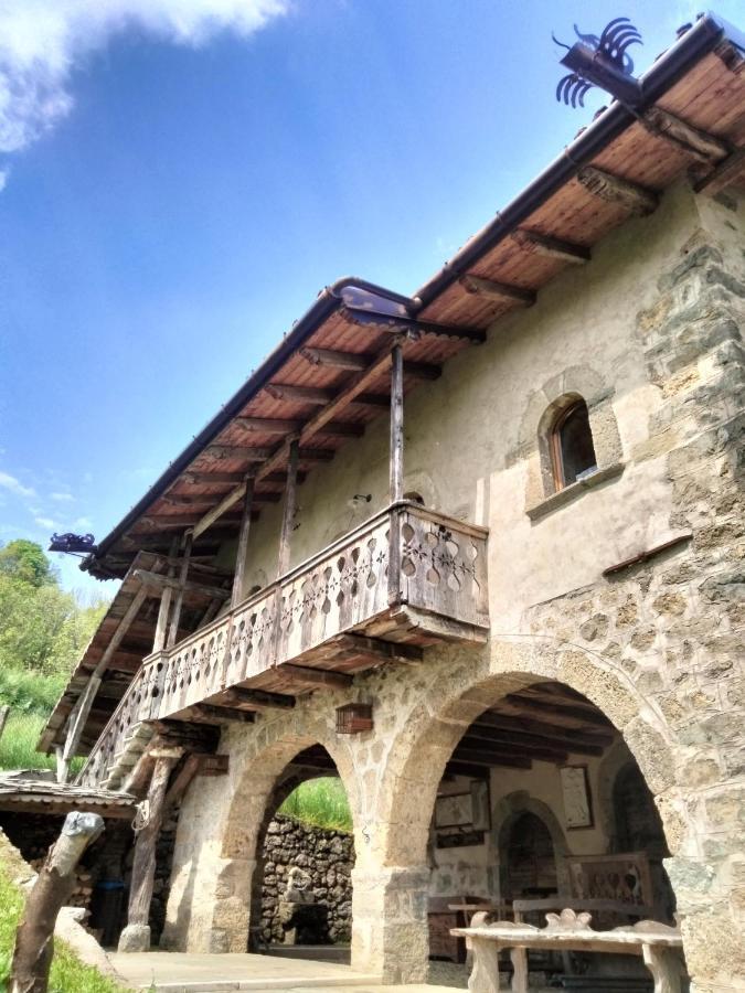 Dossena Dimora Storica Al Lac Conte Tomaselli Villa Madonna della Costa Exterior photo